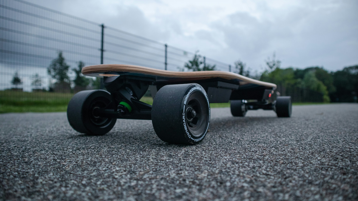 Electric skateboard